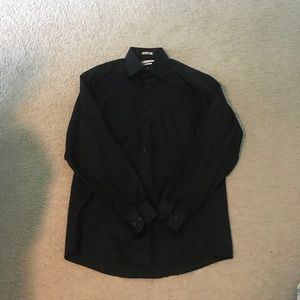 Men’s black dress shirt